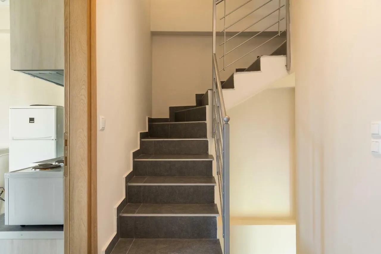 V Luxury Apartments Siviri Griechenland